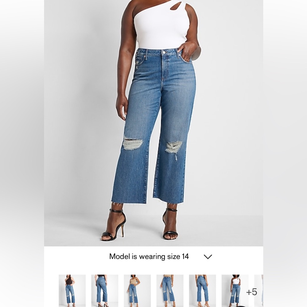 NWT Ankle Boot jeans